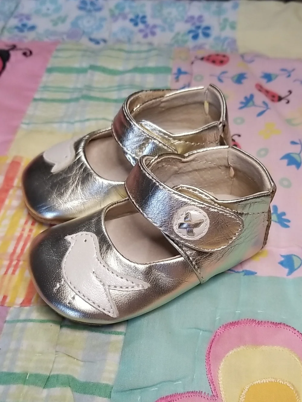 Livie & Luca Metallic Leather Mary Janes with White Leather Bird 0-6 Month Pio